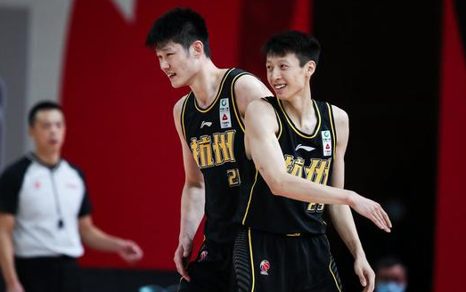 CBA-广厦99-92送同曦10连败 胡金秋赵岩昊合砍56分