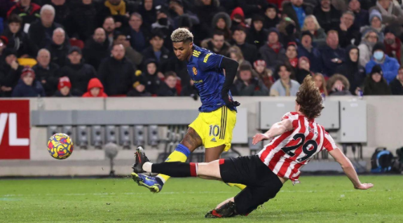 英超-曼联3-1布伦特福德 格林伍德+拉什福德破门 C罗复出哑火 英超-曼联3-1布伦特福德 格林伍德+拉什福德破门 C罗复出哑火