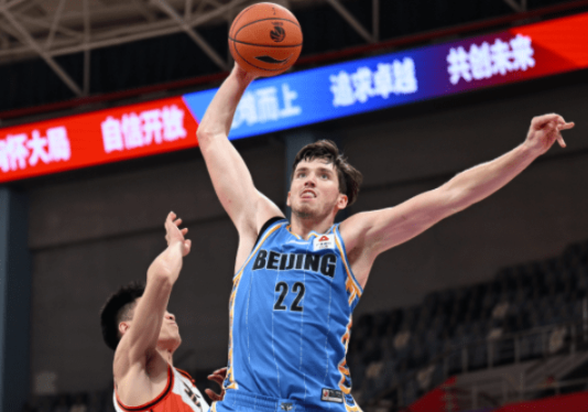 CBA-北京118-95大胜同曦取四连胜 利夫27+7+7西热力江12分12助 