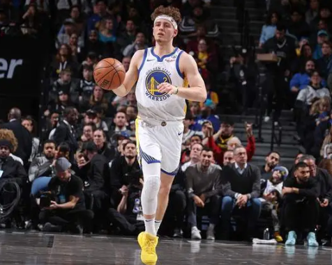 NBA夏联-波杰姆21+12+7 布泽利斯28+5 勇士92-82胜公牛5战全胜 NBA夏联-波杰姆21+12+7 布泽利斯28+5 勇士92-82胜公牛5战全胜