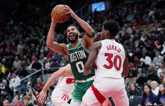 塔图姆24+8怀特23分 巴恩斯准三双 猛龙1分险胜绿军 