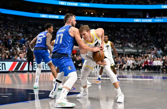 欧文23+6+9 克莱18分 东契奇22中5 独行侠送爵士3连败