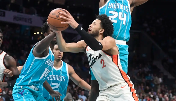 米勒8三分轰38+7 鲍尔35+6+9 CC27+7+10 黄蜂加时胜活塞