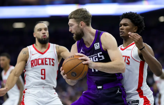 小萨27+7 格林28+7 乌度卡&申京遭逐 国王终结火箭3连胜