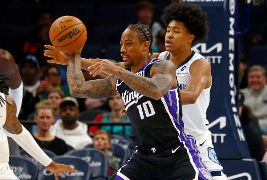 莫兰特13中2&两T被驱逐 德罗赞26分 灰熊力克国王