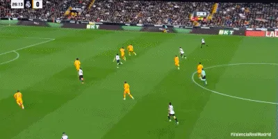 1735957801225176.gif 2.gif