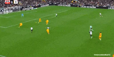 1735957809271978.gif 4.gif