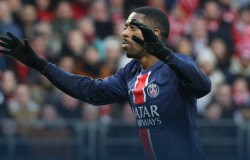 法甲-巴黎5-2布雷斯特 登贝莱连场戴帽K77失良机 法甲-巴黎5-2布雷斯特 登贝莱连场戴帽K77失良机