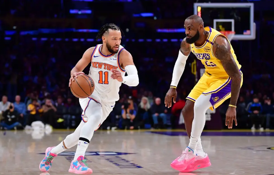 詹东同砍30+布伦森伤退 湖人加时113-109胜尼克斯豪取8连胜