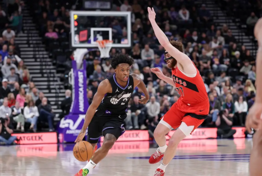 巴恩斯20+10 奎克利20+5+5 克拉克森19分 猛龙送爵士8连败