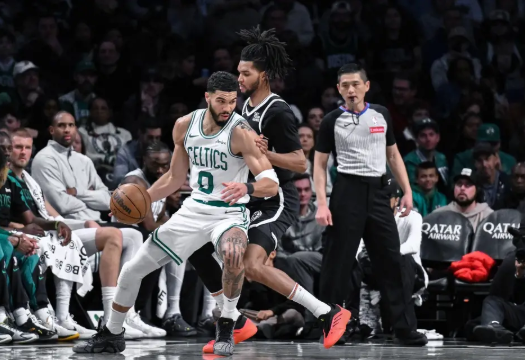 塔图姆20+8+8 波津24分 C-约翰逊23+10+6 绿军险胜篮网