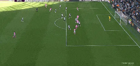 1743953924323335.gif 4.gif