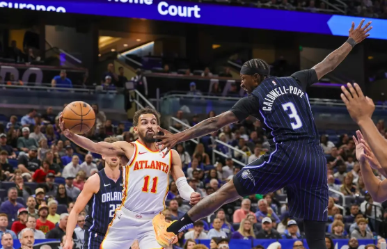 班凯罗33+10 小瓦格纳22+6+6 杨28+10 魔术力克老鹰迎3连胜