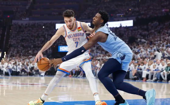 亚历山大15+5 切特19+10 莫兰特17分 雷霆51分狂胜灰熊